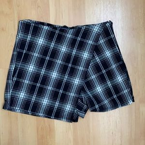Brandy Melville Plaid Skirt Skort Shorts